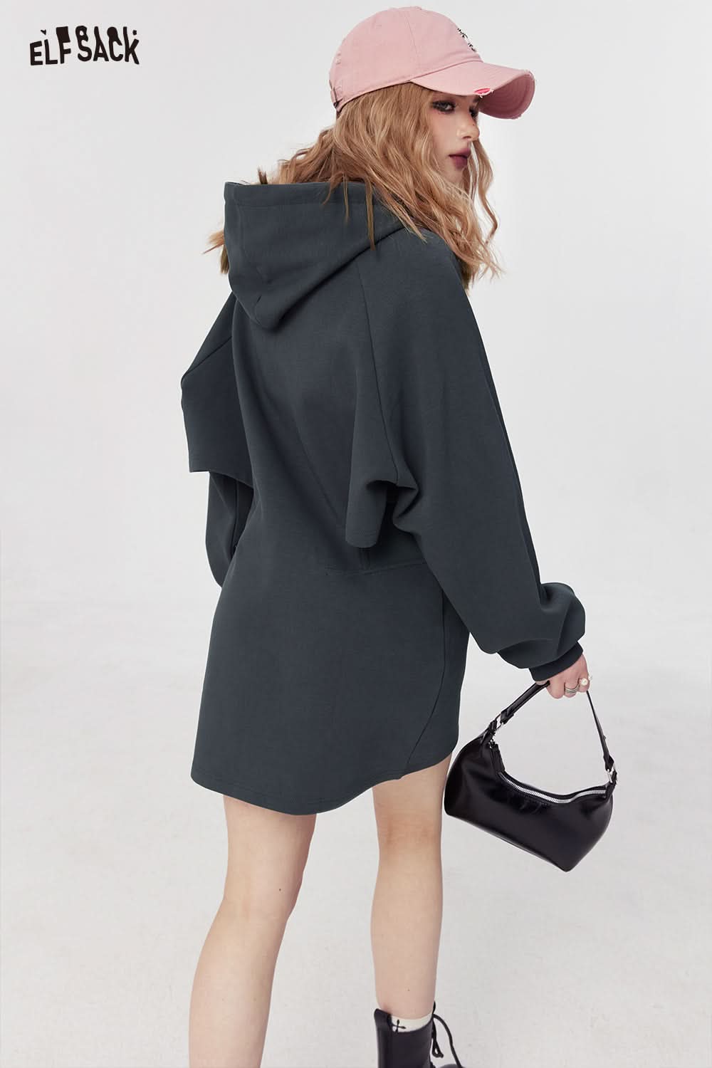 ELFSACK alphabet printing hooded dress women's mid rise long sleeve pullovers dress spring fashion A pendulum casual dress