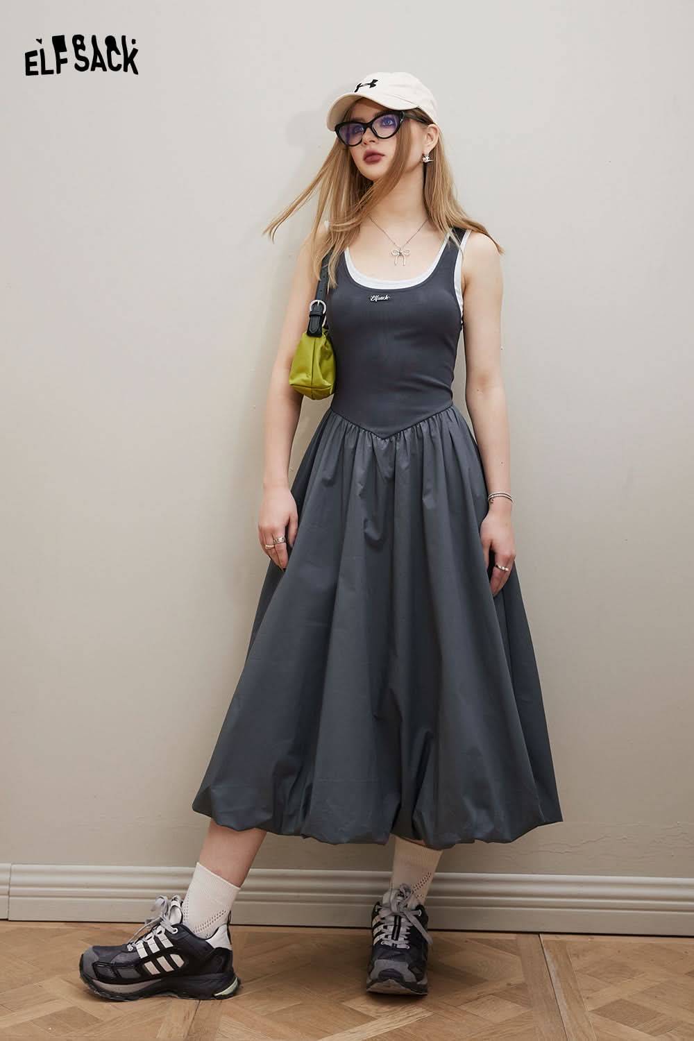 ELFSACK Knitted splicing slim fit suspender dress's small stature design feeling skirt