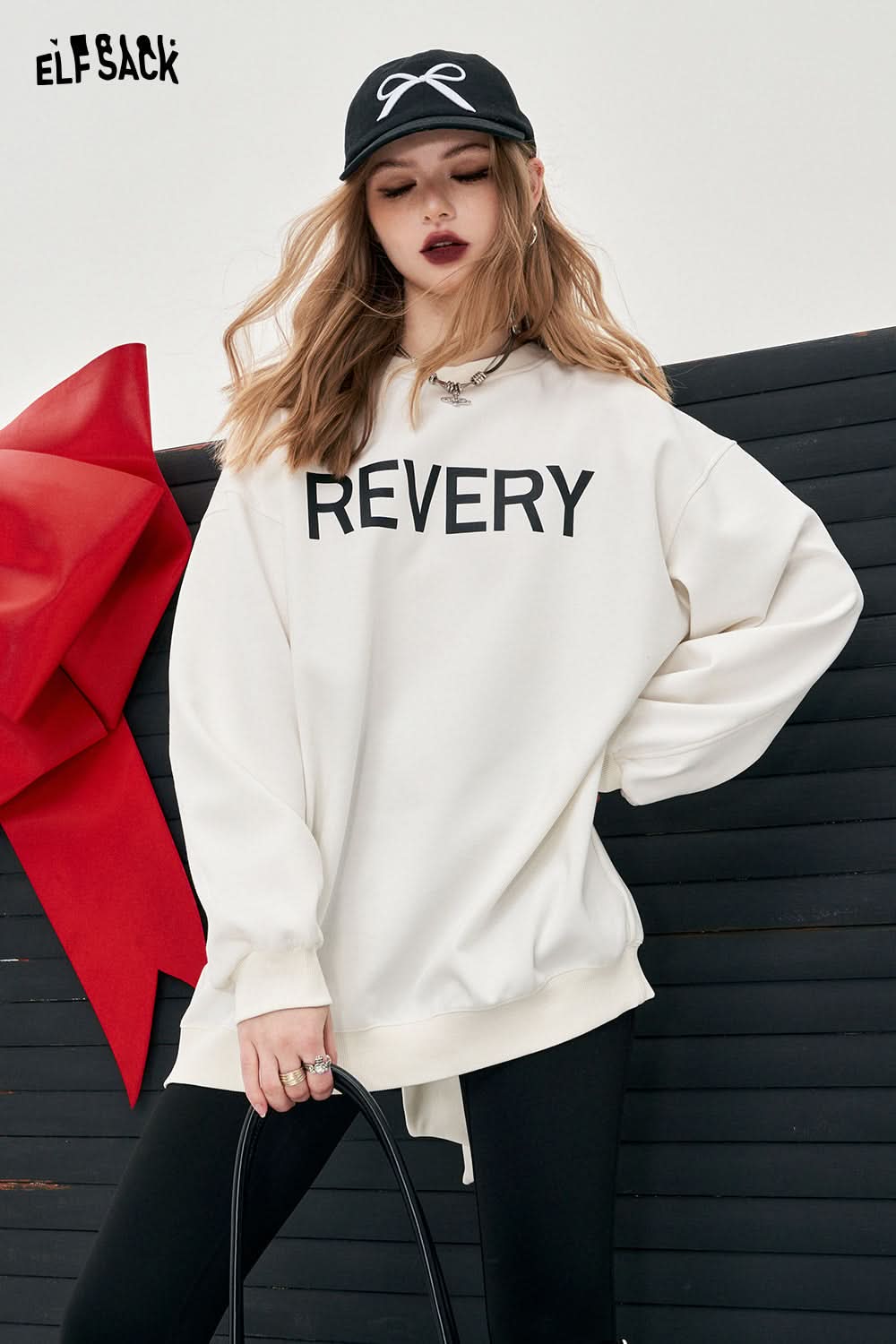 ELFSACK backless white large bow alphabet pringitng women's t-shirt long sleeve crew neck sweet office style loose top