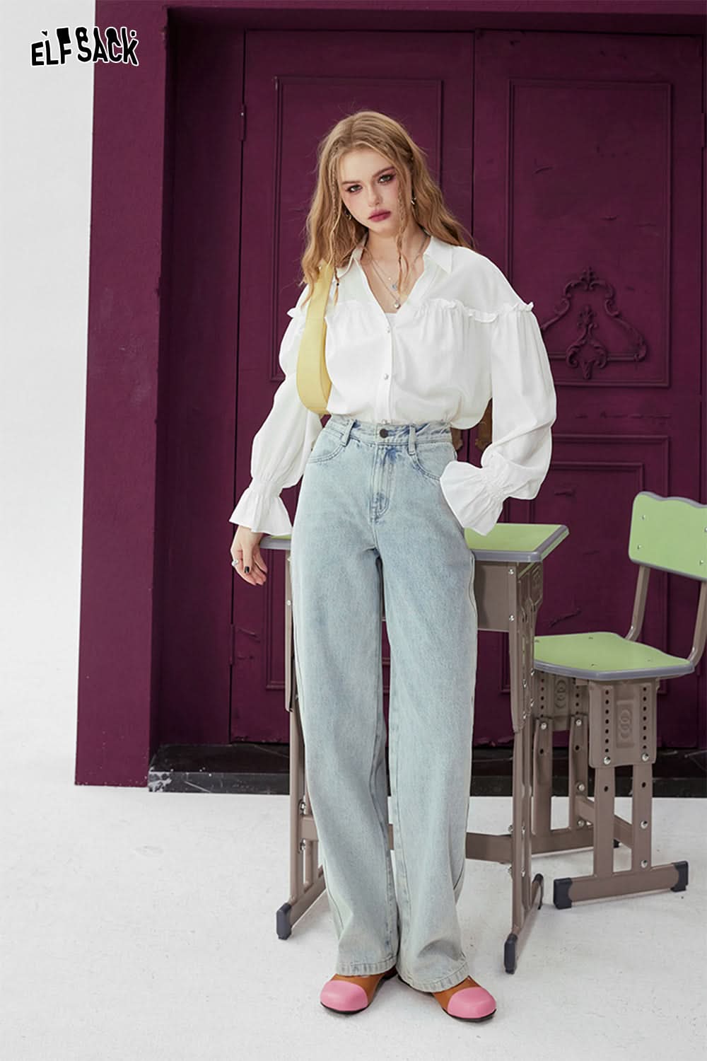 ELFSACK Light colored high waisted straight leg jeans's spring loose casual slimming pants