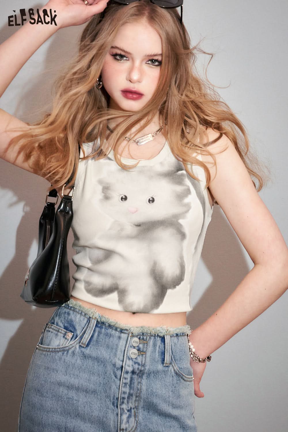 ELFSACK White printed small camisole vest in spring, sleeveless inner layer, slim fit and hot and spicy