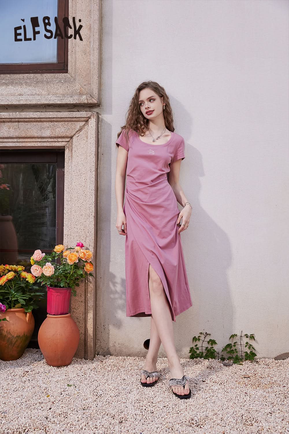 ELFSACK Square neck slim fit split t-shirt pleated slim collarbone revealing dress