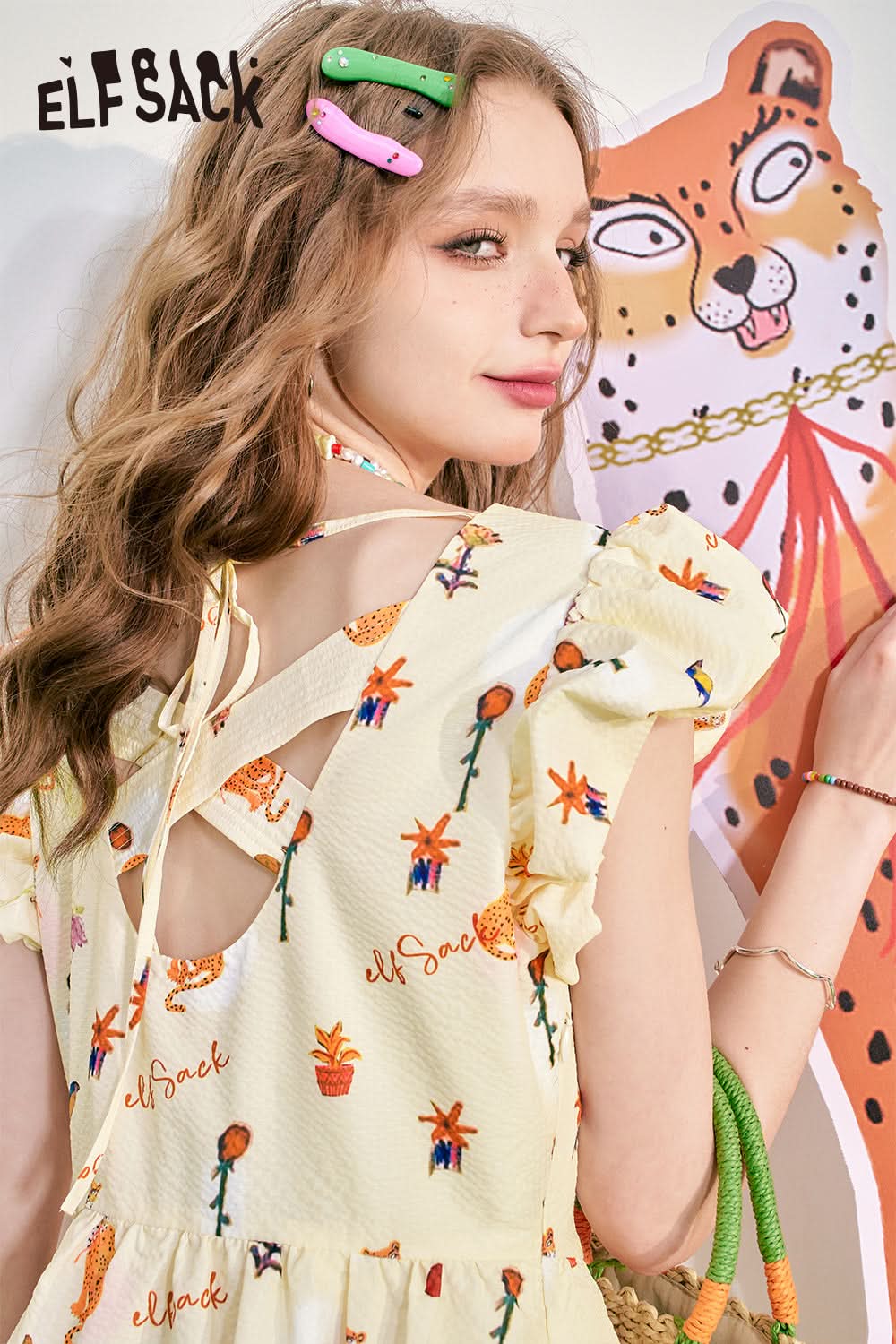 ELFSACK French square neckline floral dress for summer, women's waist up holiday dress