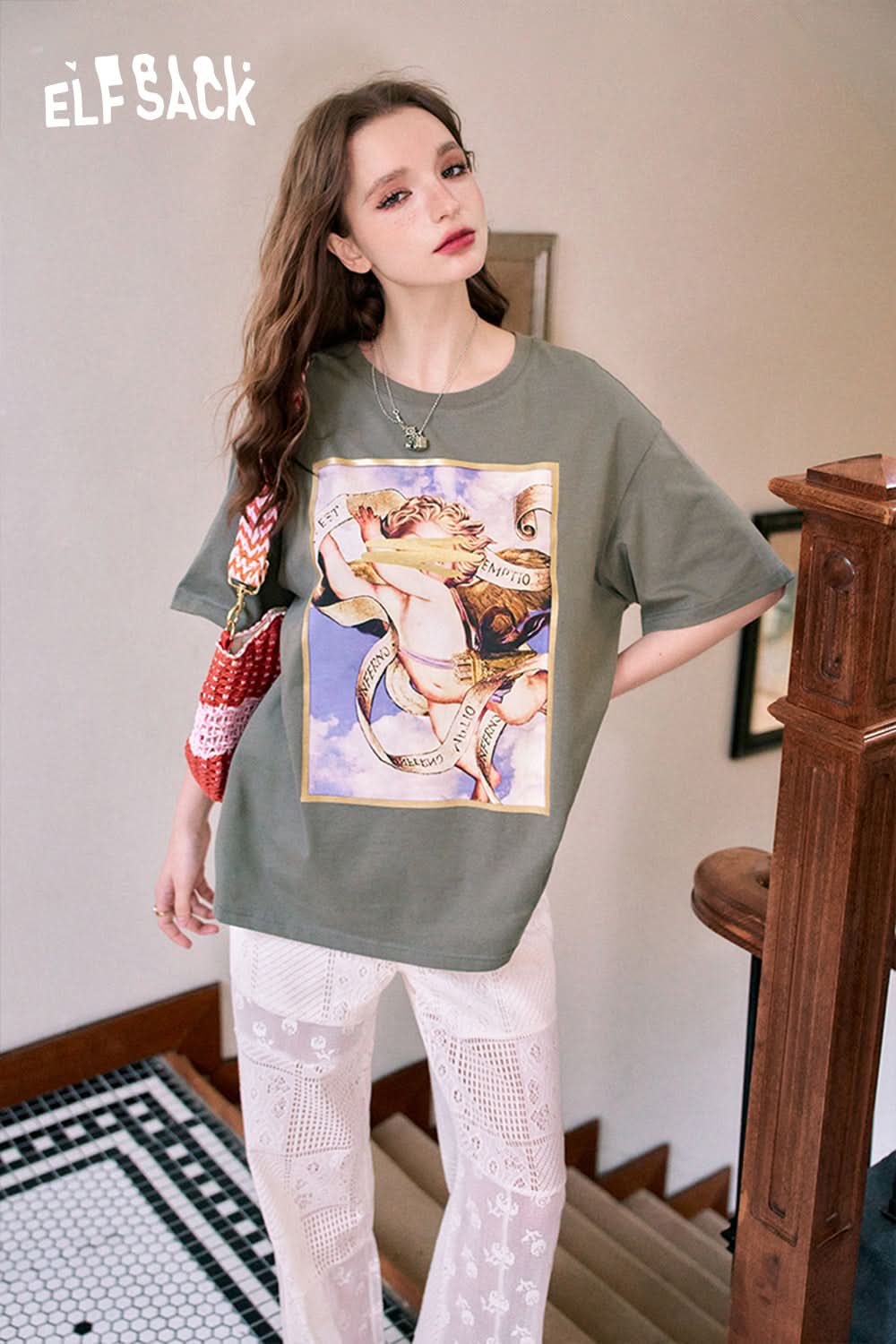 ELFSACK White loose printed angel pattern gold frame versatile short-sleeved T-shirt
