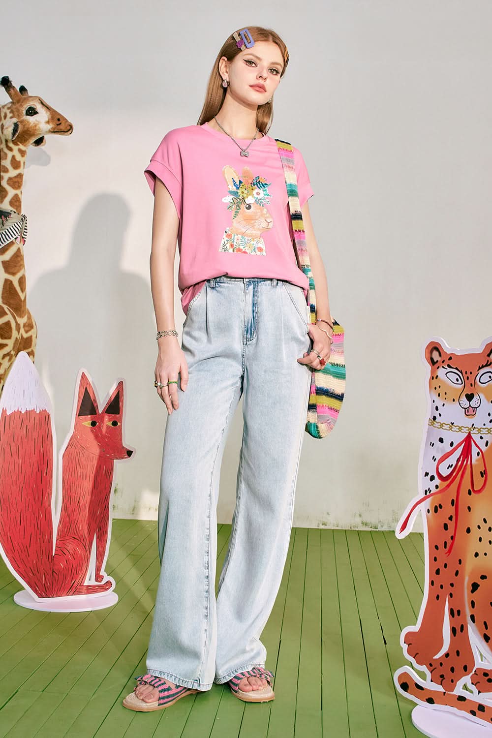 ELFSACK Rabbit Print Loose Short sleeved T-shirt Women's Design Versatile Top