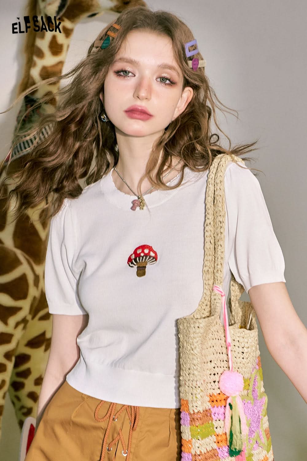 ELFSACK Bubble Sleeve Short sleeved Knitted Shirt Women's Slim Fit Breathable Versatile Top