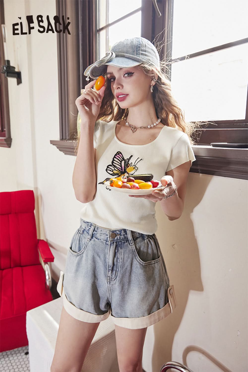 ELFSACK White Gentle Butterfly Cat Free Slim Fit Thin Short Sleeve Knit Sweater