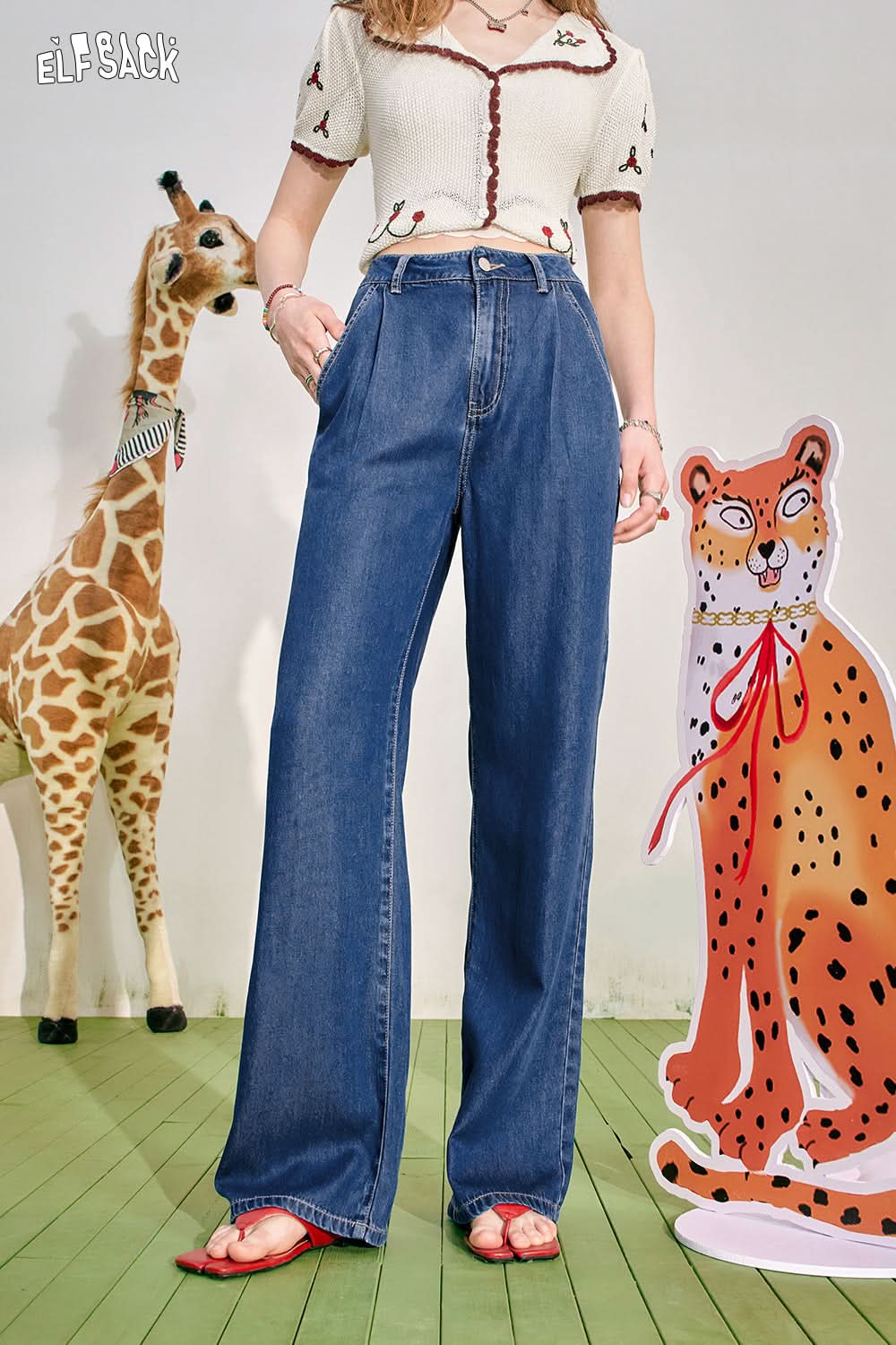 ELFSACK Light Color Straight Leg Loose Jeans Women's Versatile High Waist Slimming Pants