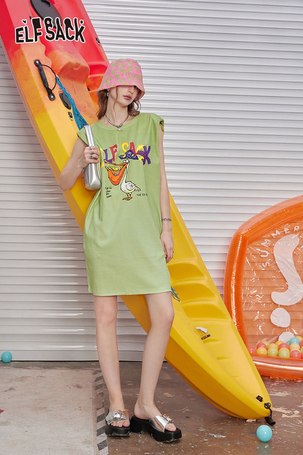 ELFSACK Sleeveless dress with gradient printed back and hollowed out women's casual skirt