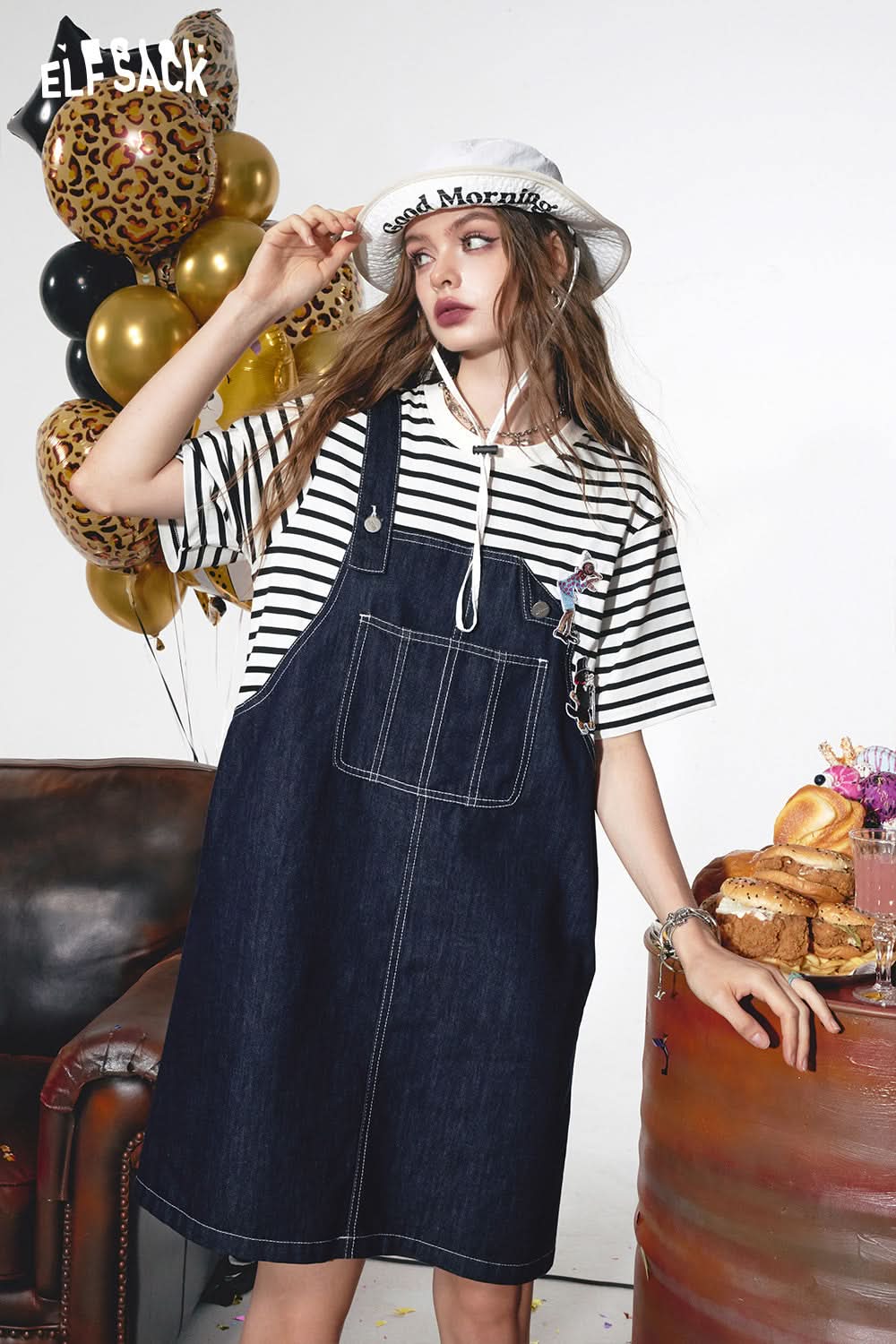 ELFSACK Fake two-piece striped patchwork short-sleeved small-sized age-reducing T-shirt denim suspender dress