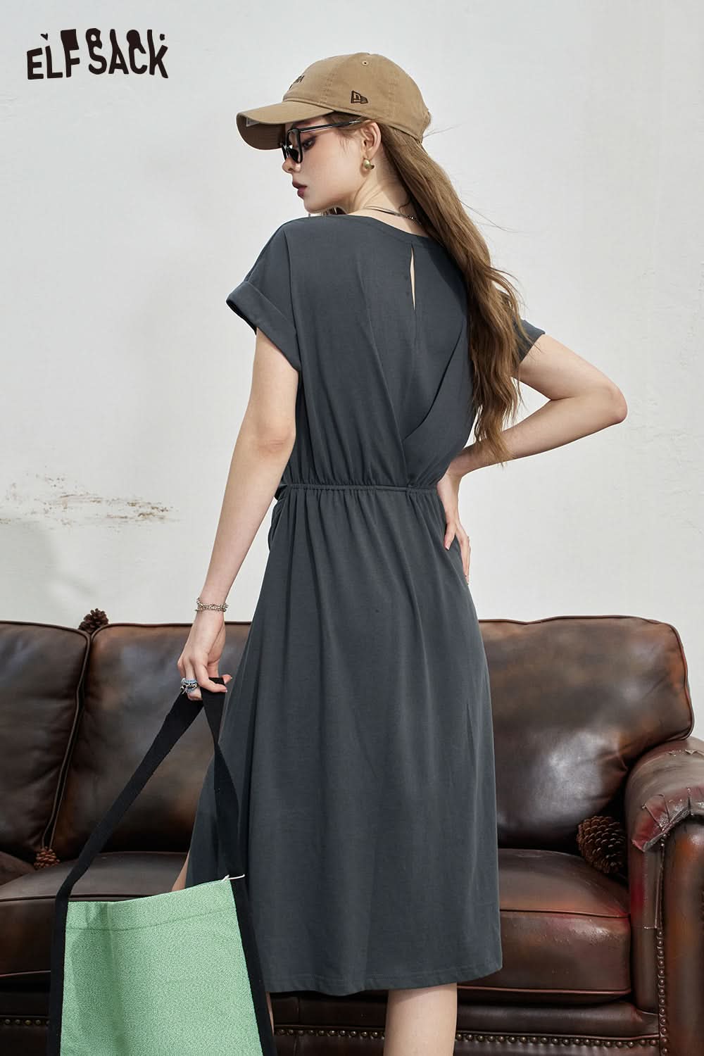 ELFSACK Casual printed t-shirt dress Falling shoulder slit mid length skirt