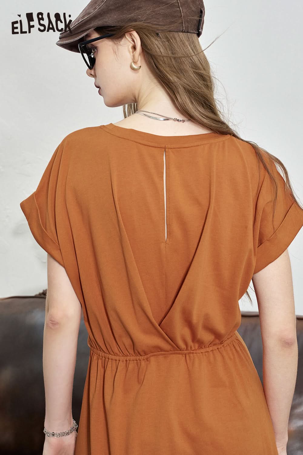 ELFSACK Casual printed t-shirt dress Falling shoulder slit mid length skirt