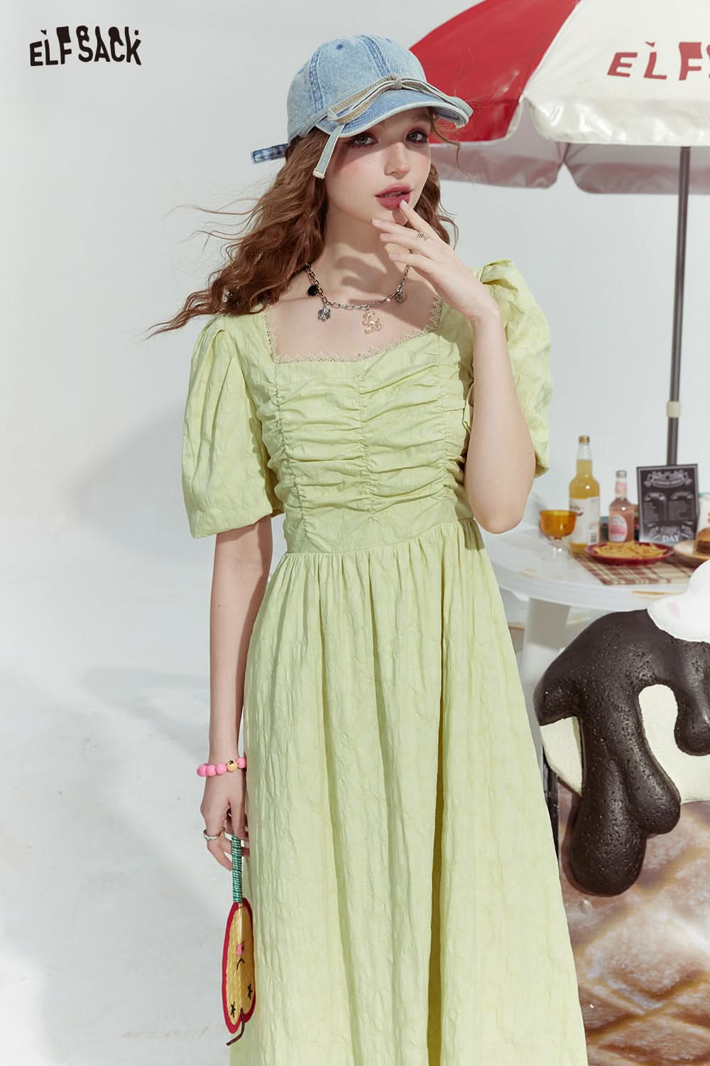 ELFSACK Dopamine French puff sleeve square neck slim solid color skirt for woman