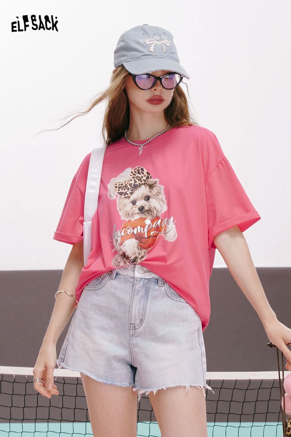 ELFSACK Bear print gentle style back hollow three-dimensional bow design loose short-sleeved T-shirt