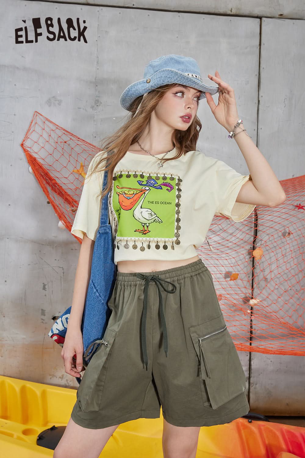 ELFSACK Cotton printed short sleeved T-shirt with a casual design, short top