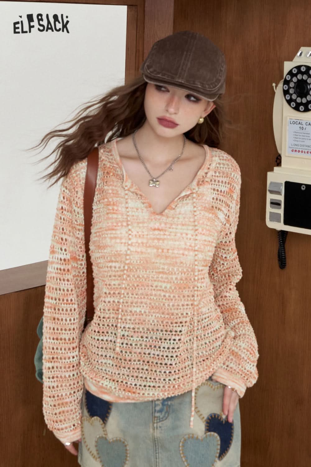 ELFSACK Pink gradient hollow knitted sweater Casual loose and lightweight hoodie