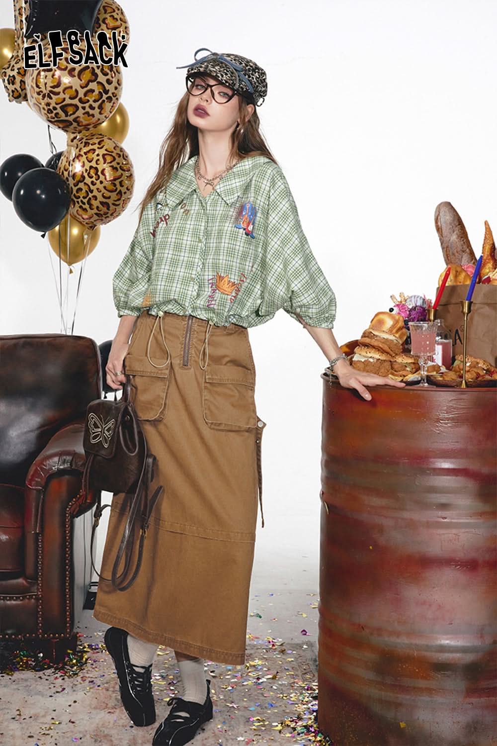 ELFSACK Washed denim workwear skirt, women's large pocket, pure cotton long skirt