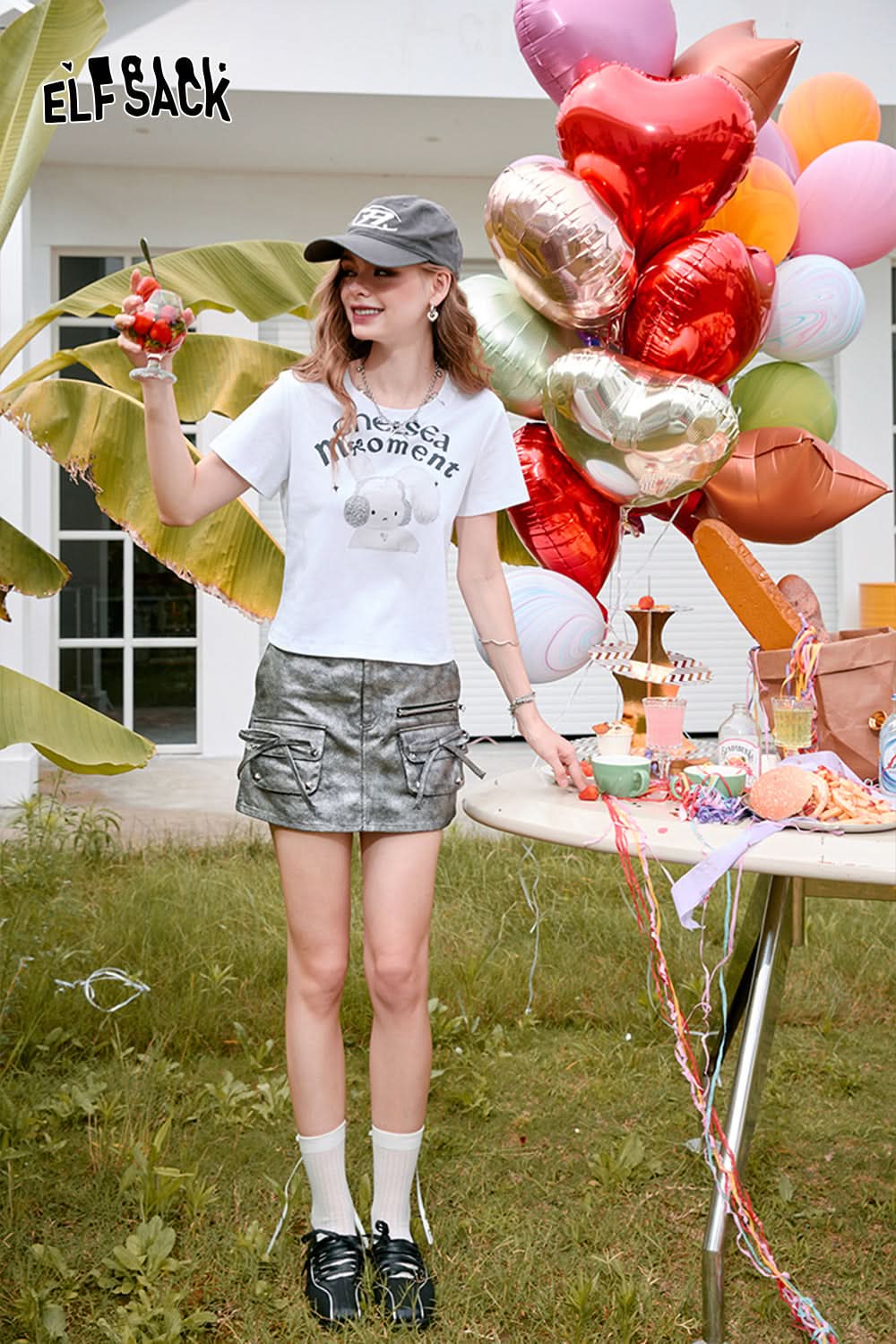 ELFSACK Spicy girl high waisted silver half skirt with female design sense, hip hugging short skirt