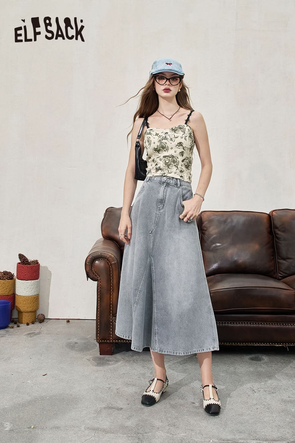 ELFSACK Light colored high waisted A-line denim skirt, irregular large skirt, long skirt