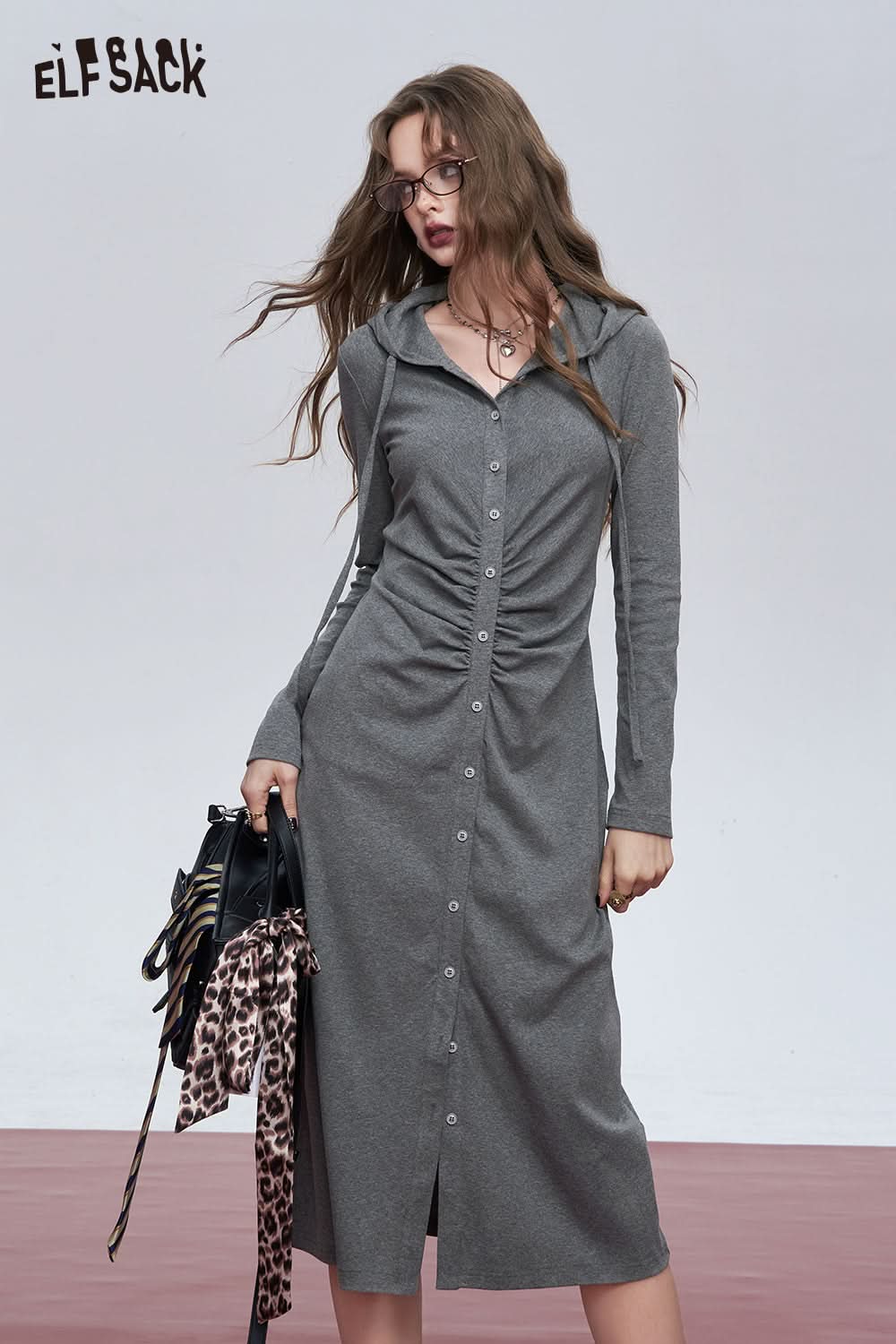 ELFSACK Grey slim waist button temperament hooded knitted long-sleeved dress
