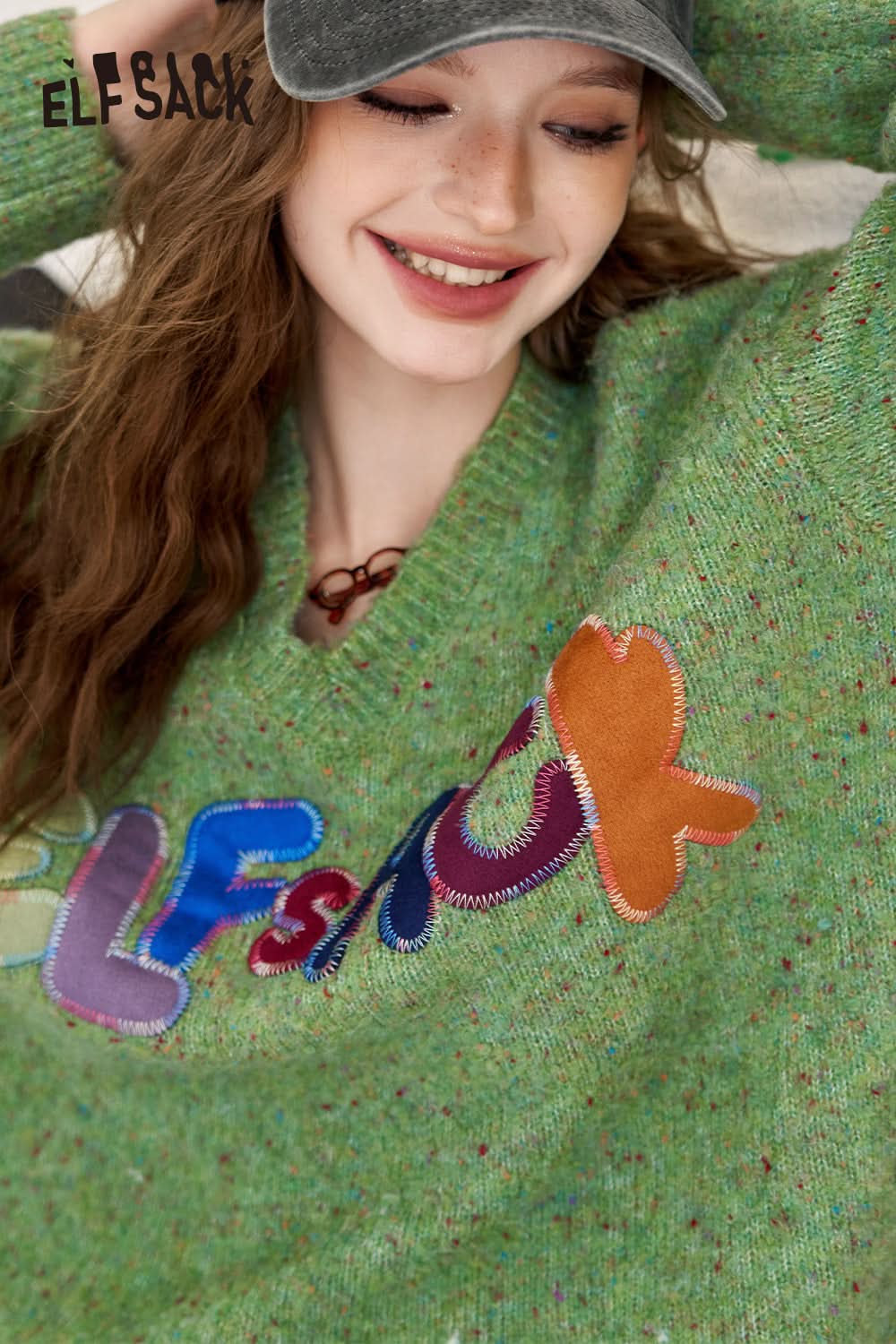ELFSACK V-neck loose casual colorful letters sweater