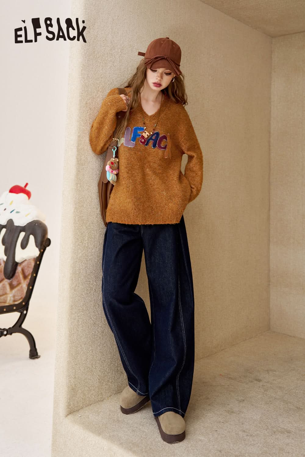 ELFSACK V-neck loose casual colorful letters sweater