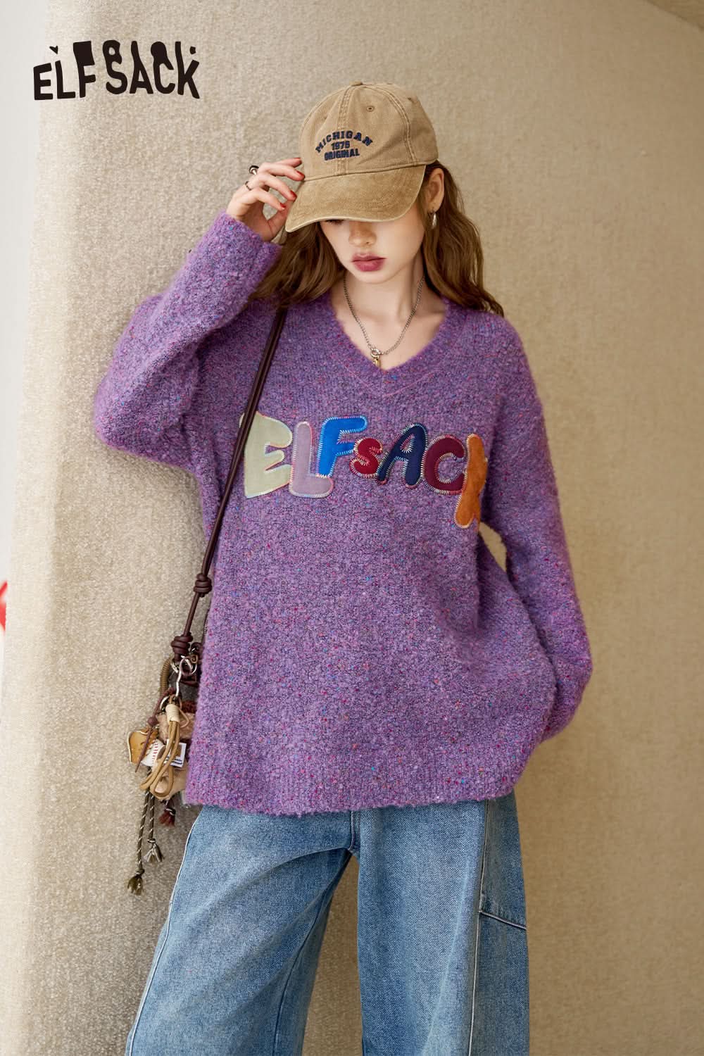 ELFSACK V-neck loose casual colorful letters sweater