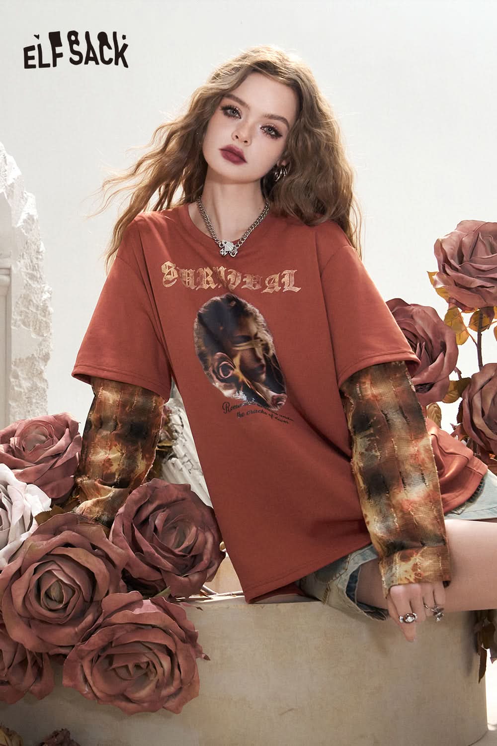 ELFSACK Off-white fake two-piece stitching print stylish unique and chic T-shirt