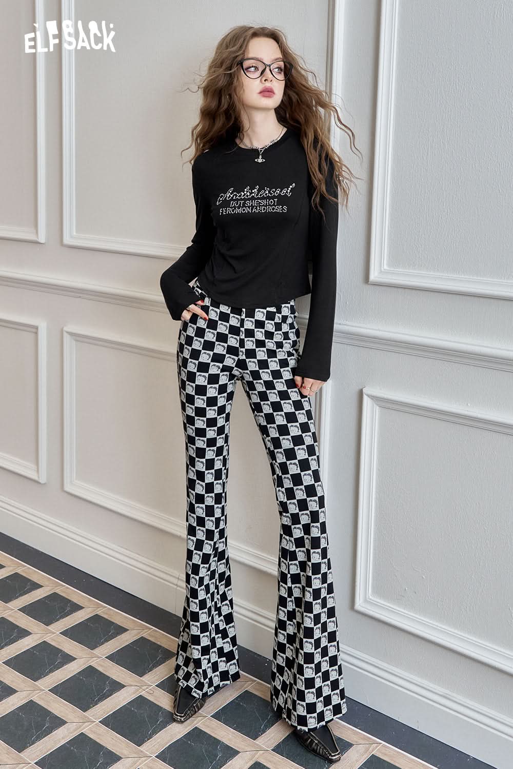 ELFSACK bead letter retro slim fit long sleeved t-shirt