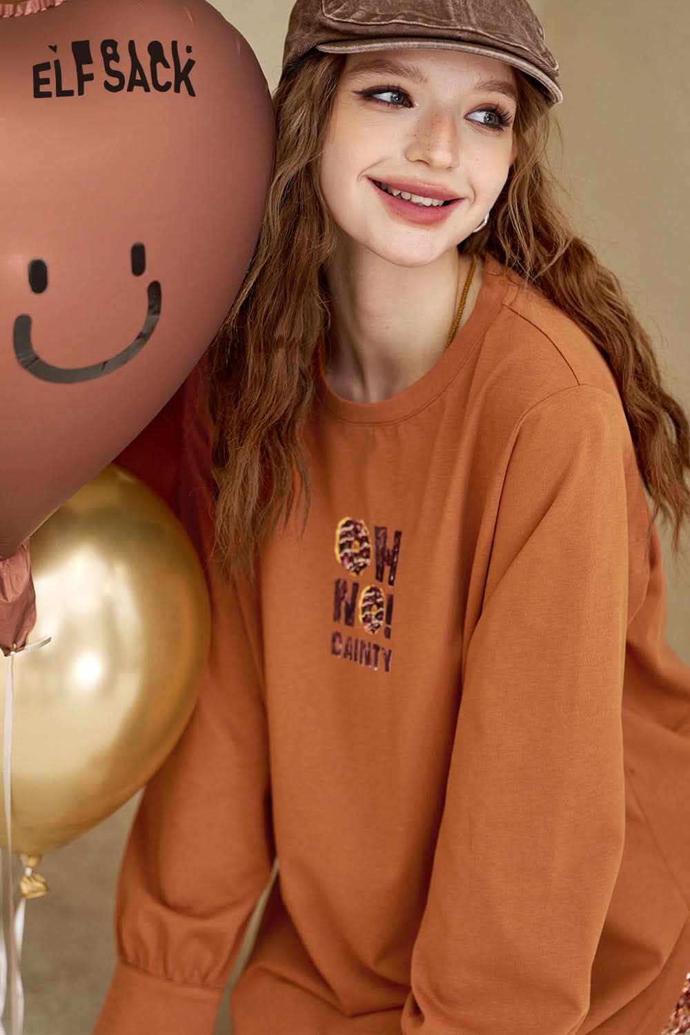 ELFSACK Versatile Printed Loose White Long Sleeve T-shirt Women's Casual Bottoming Shirt