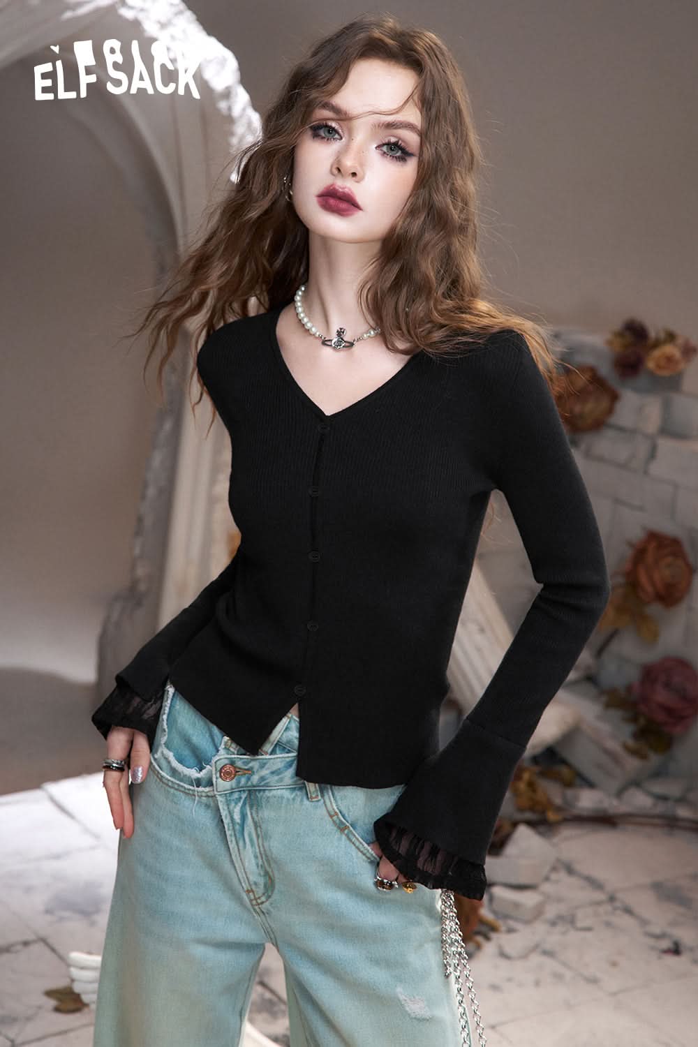 ELFSACK Mysterious Lace Stitching Black V-Neck Slim-Fit Trumpet Sleeve Knit Cardigan