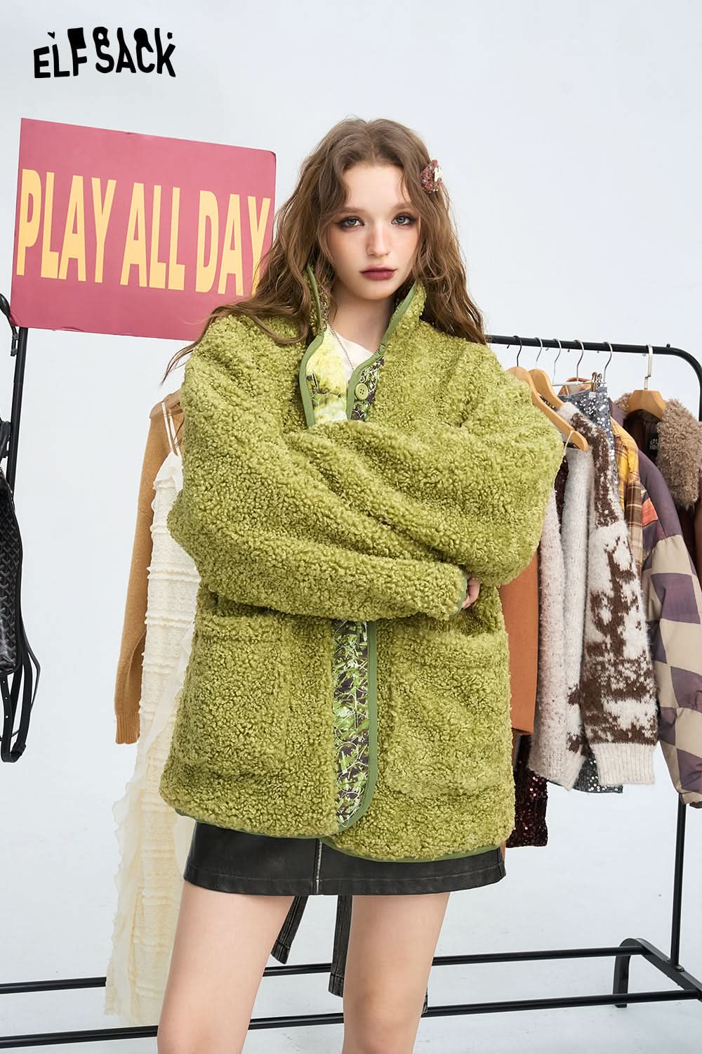 ELFSACK Women's cotton jacket with bear print, both front and back, green fluffy and cute jacket