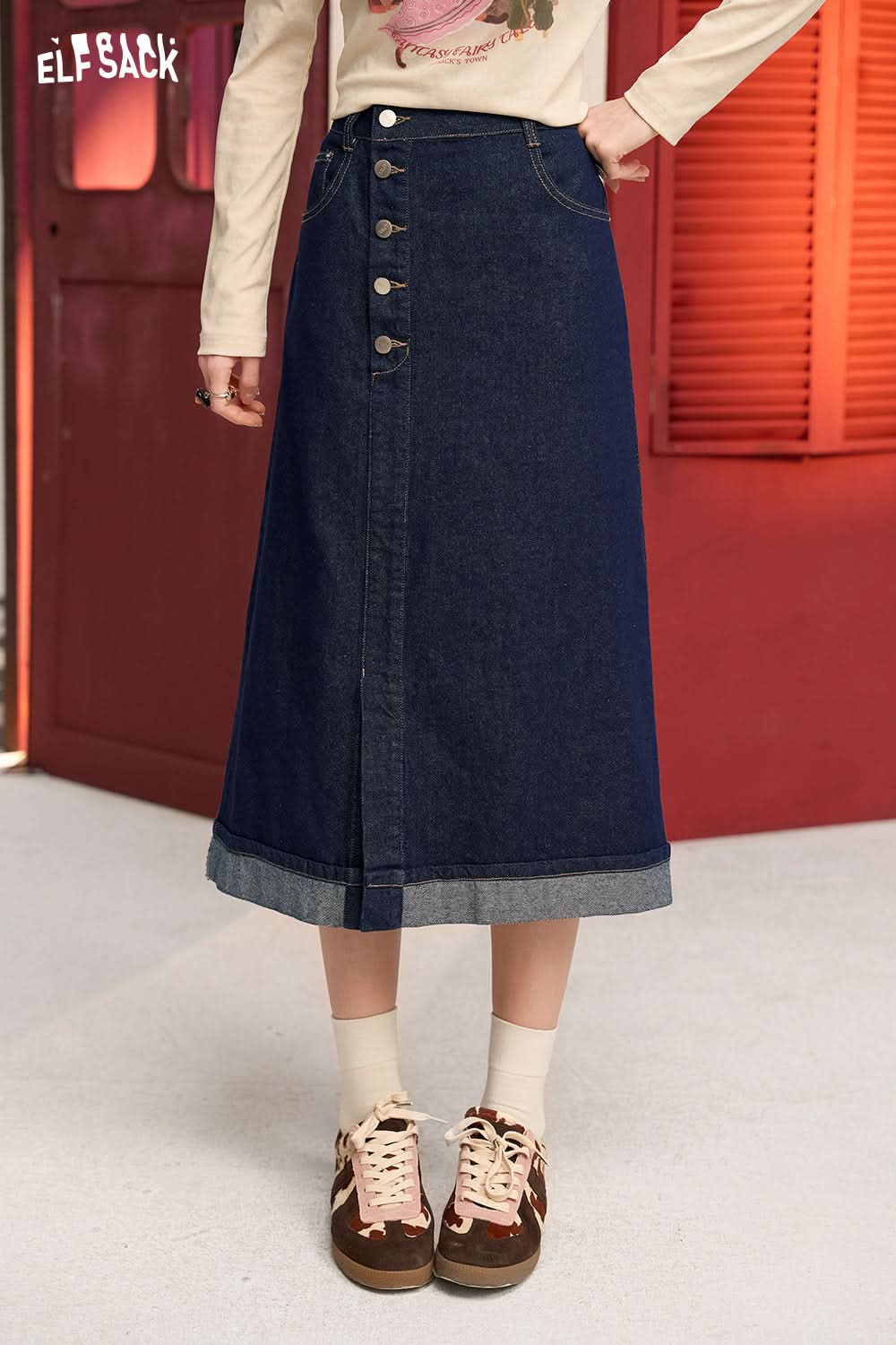 ELFSACK Blue retro a-line natural waist college style all-match button straight split denim skirt