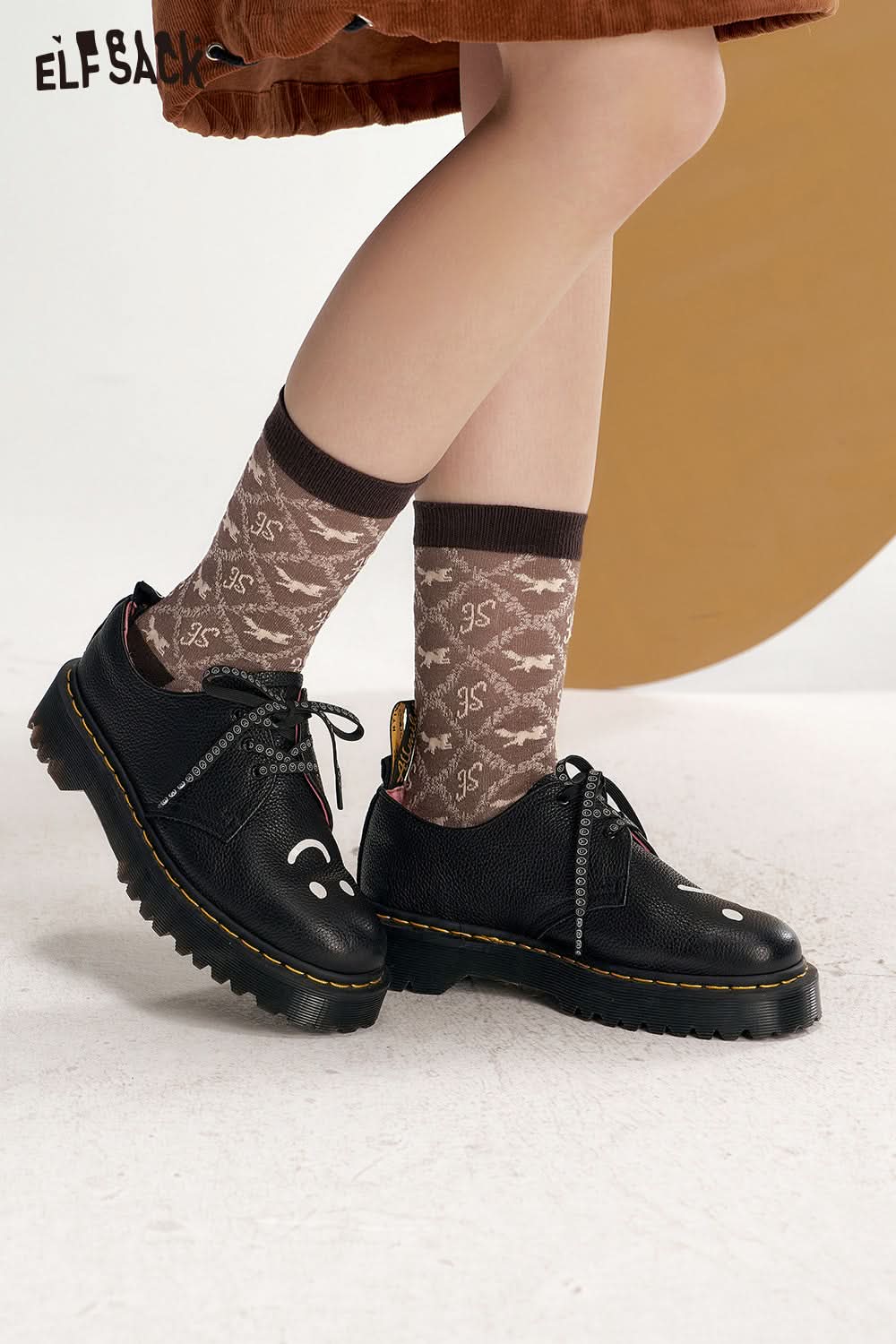 ELFSACK Y2K Retro Brown Diamond Check Middle Socks Women Maillard Fox Socks