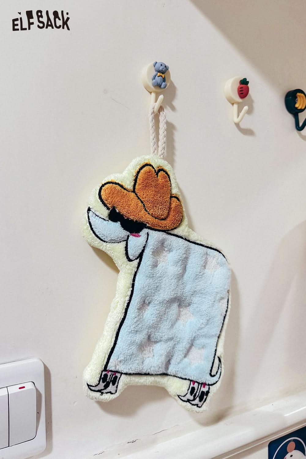 ELFSACK Cute Cartoon Hand Towel Hanging Absorbent Handkerchief