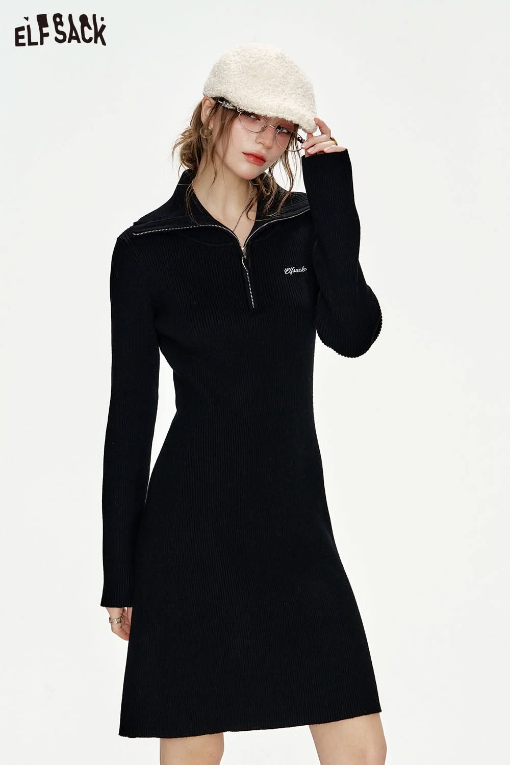 ELFSACK Black embroidery heart-shaped zipper lapel knitted long-sleeved short A-line dress