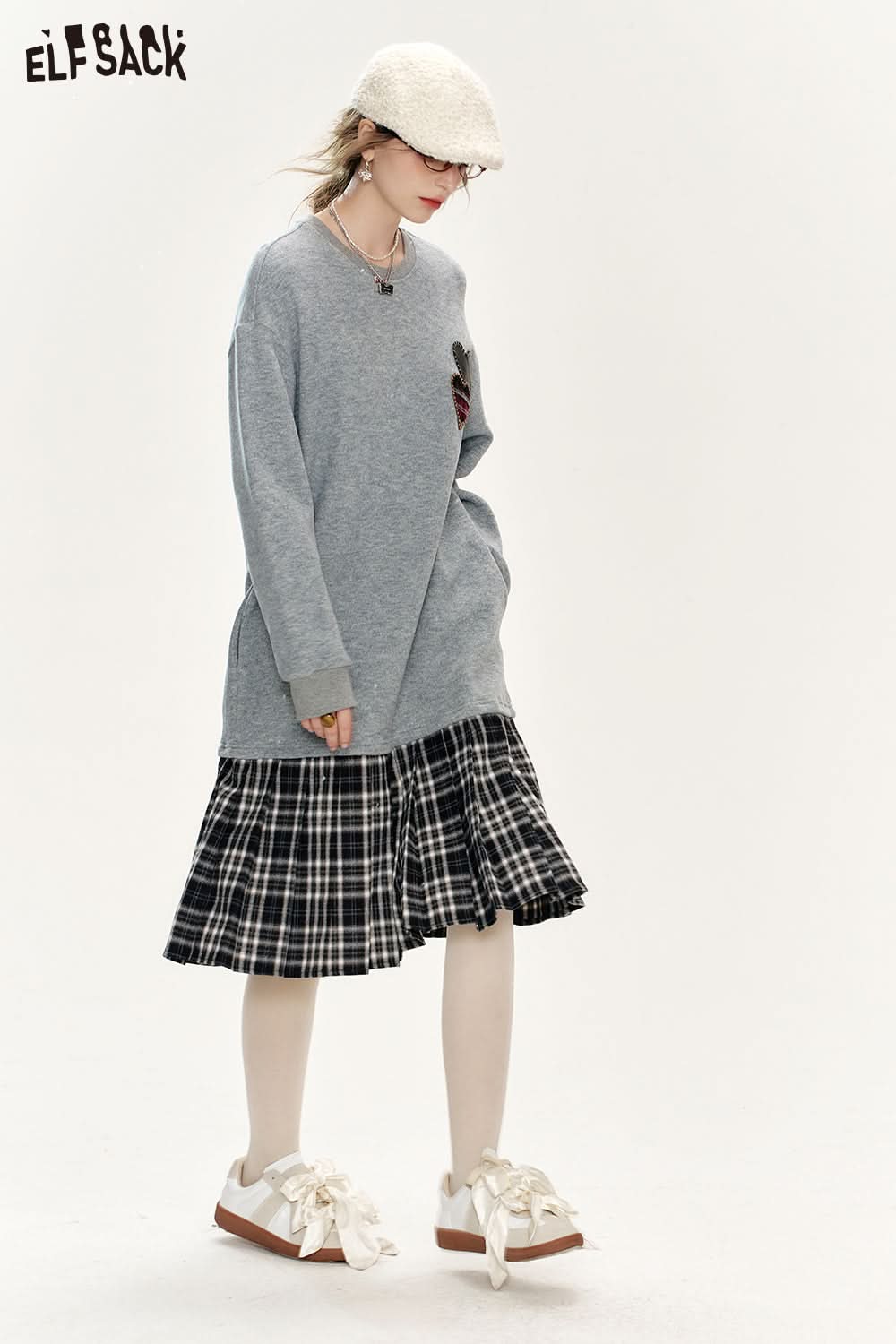 ELFSACK Gray plaid patchwork sweatshirt dress preppy style dress with love applique