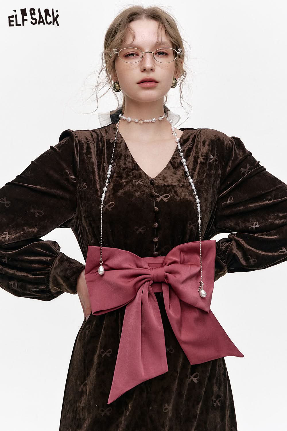 ELFSACK Retro Velvet Detachable Bowknot V-Neck Long Dress Women