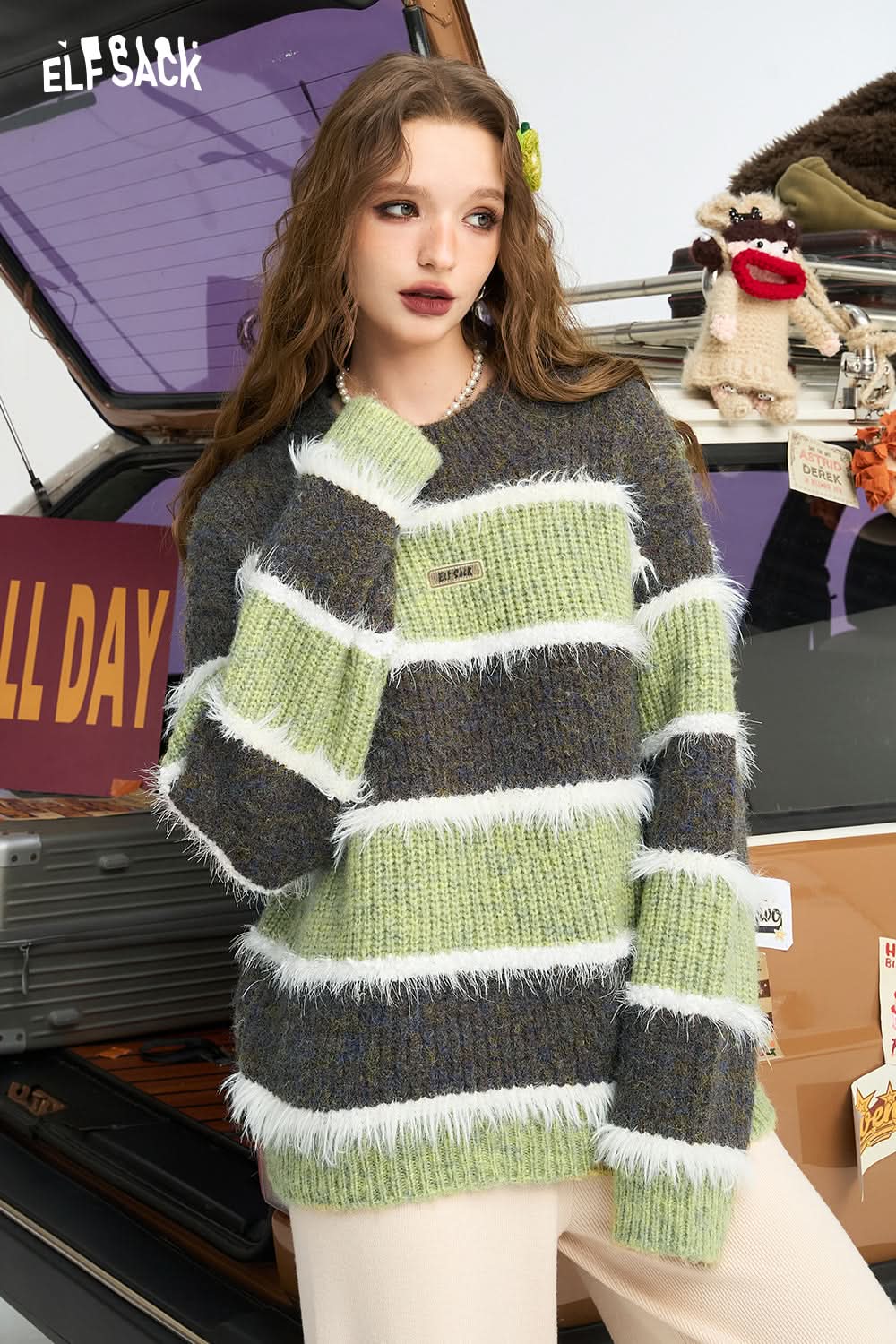 ELFSACK Plush velvet contrasting striped pullover sweater, loose soft and sticky top