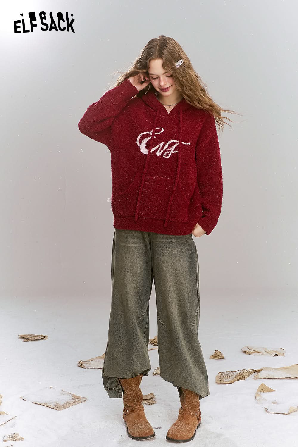 ELFSACK Retro Soft Warm Dark Red Letter Hooded Sweater