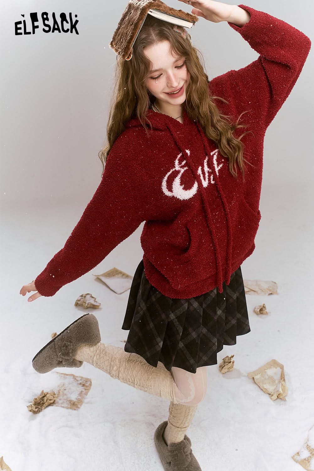 ELFSACK Retro Soft Warm Dark Red Letter Hooded Sweater