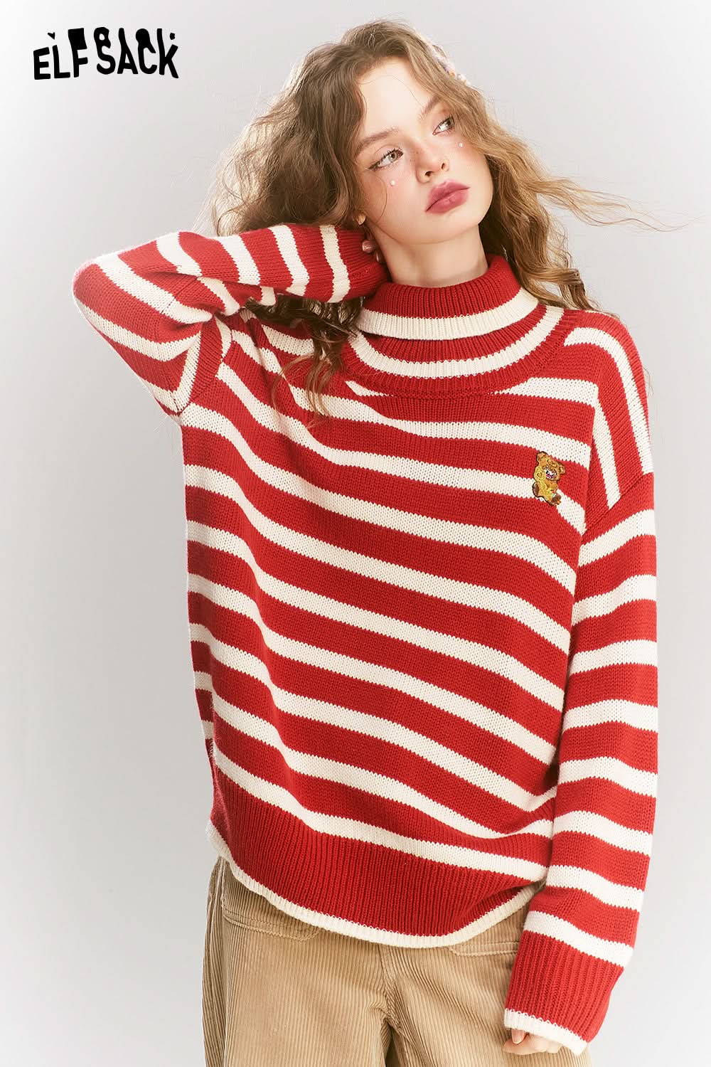 ELFSACK Vintage versatile red striped cartoon embroidered high neck sweater