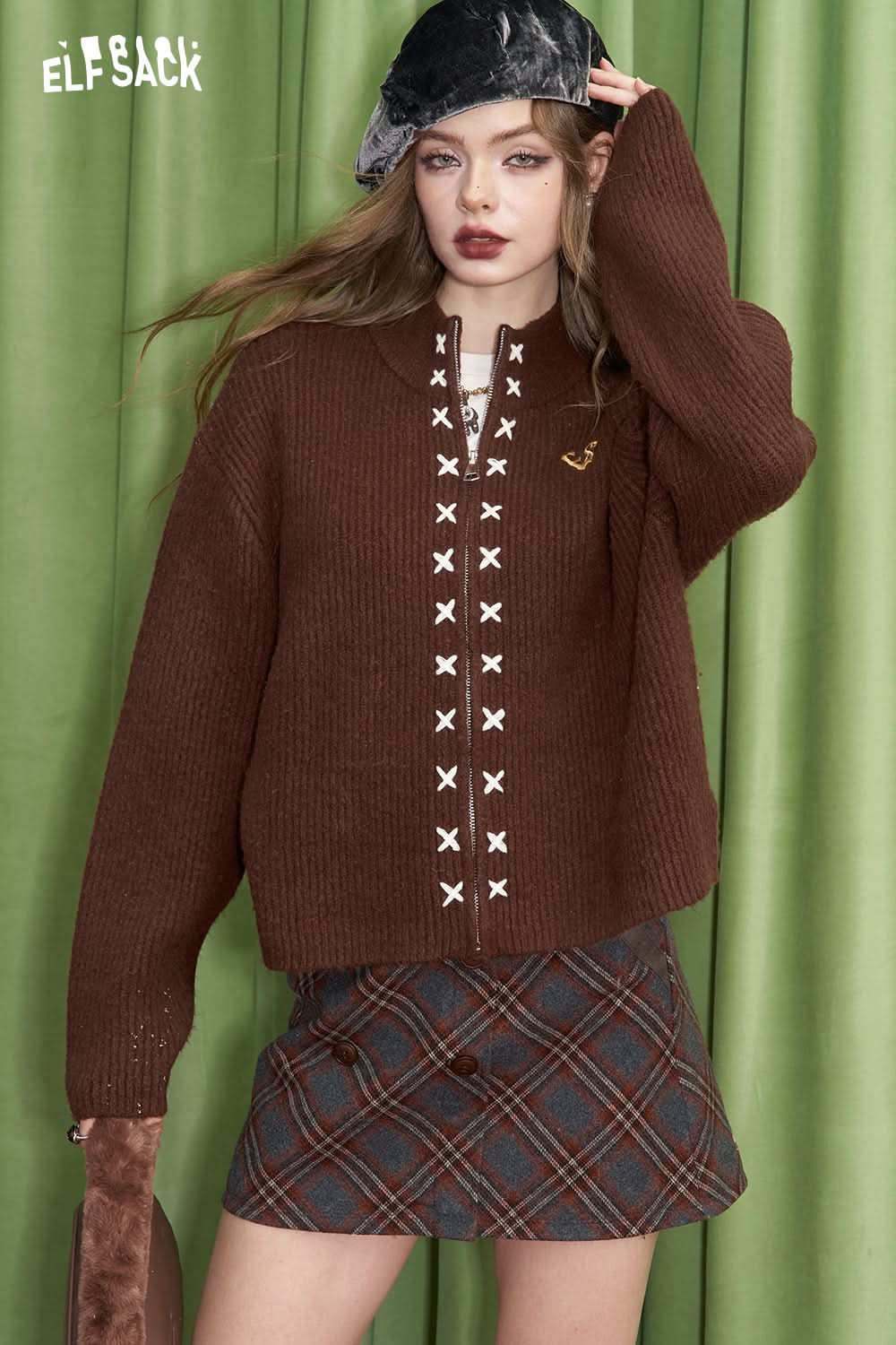 ELFSACK Milard Embroidered Knitted Cardigan Women Soft Sweater with Zipper