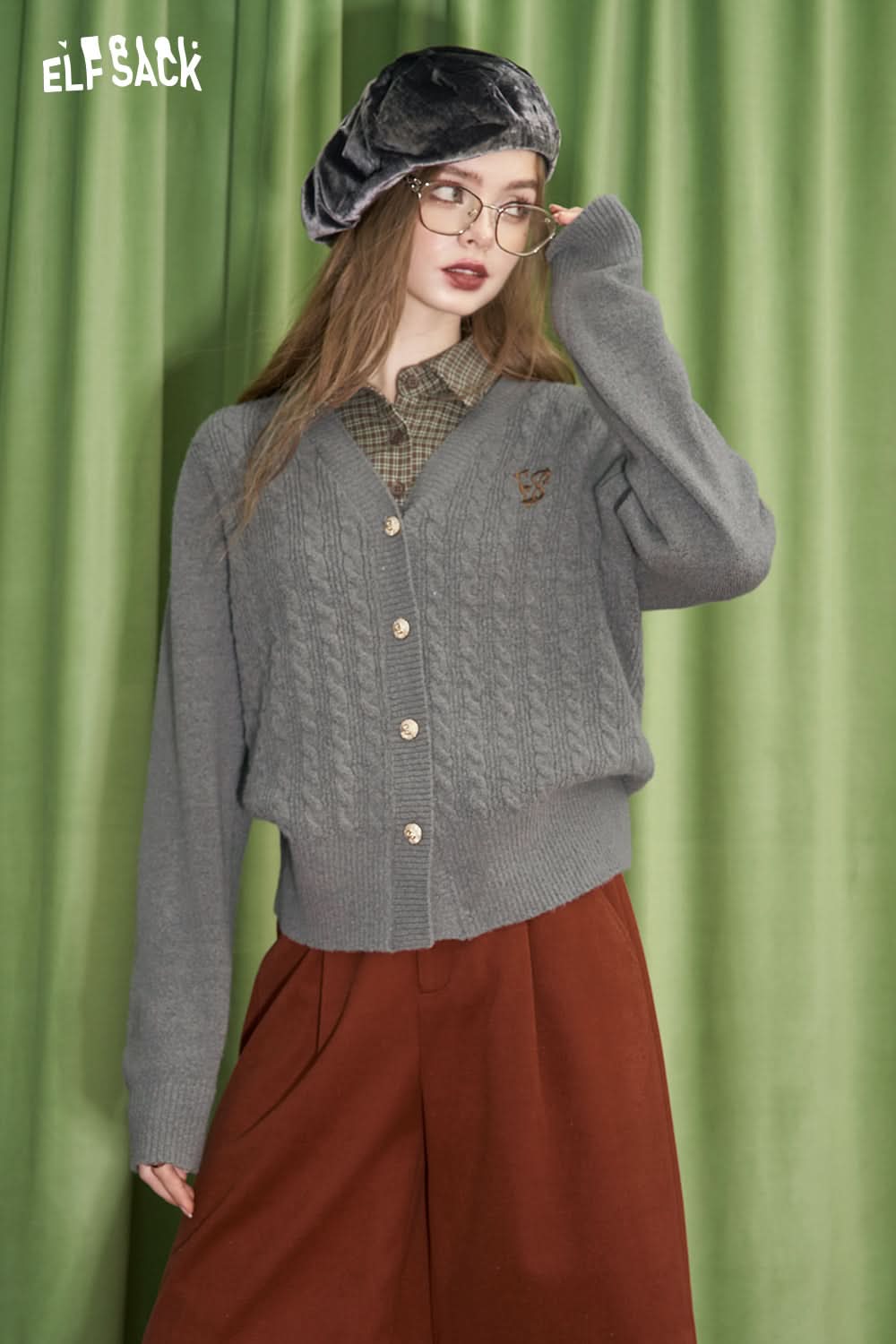 ELFSACK College style knitted cardigan with retro red checkered stitching