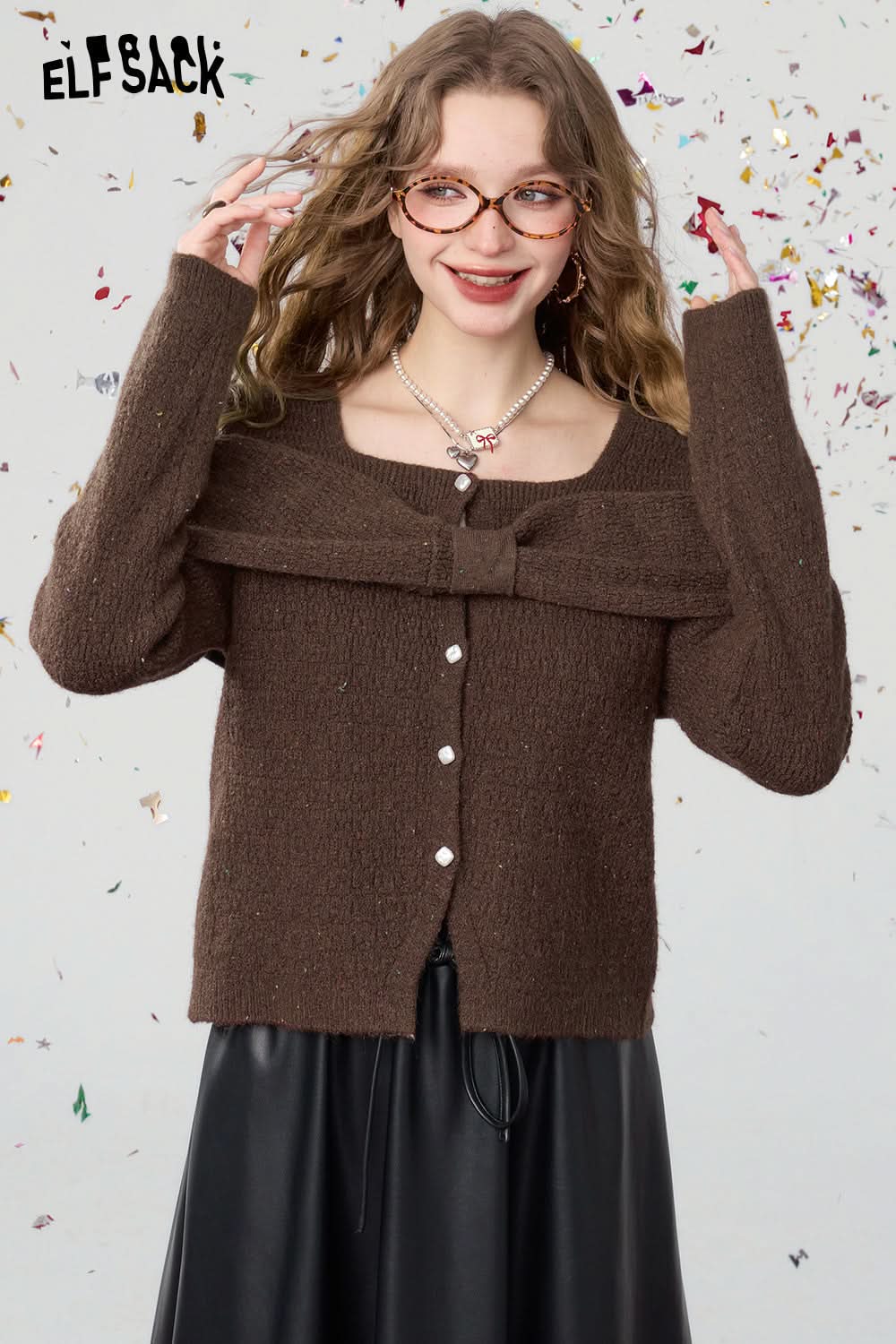 ELFSACK Retro front bow solid color knitted pullover square neck slim fit bottoming shirt