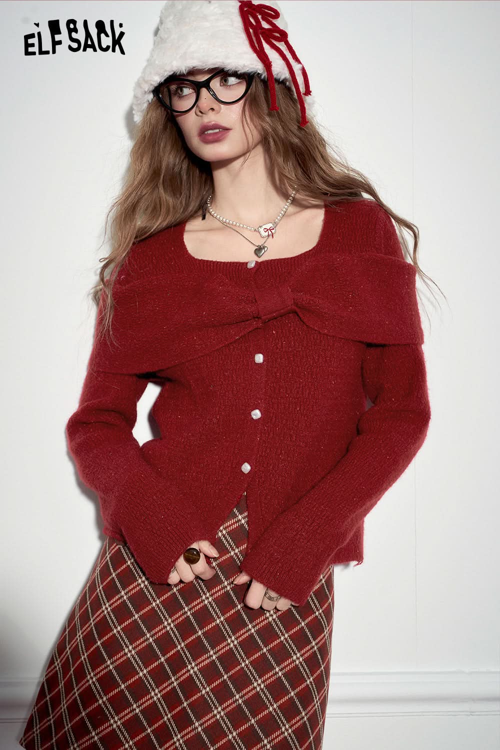 ELFSACK Retro front bow solid color knitted pullover square neck slim fit bottoming shirt
