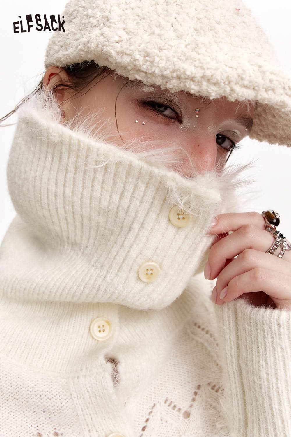 ELFSACK Lapel Heart Hollow White Knit Short Cardigan Women