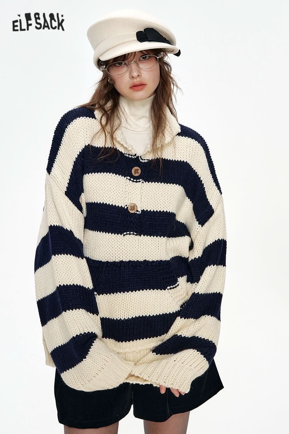 ELFSACK Christmas Year Button Lapel Red Striped Loose Sweater Women