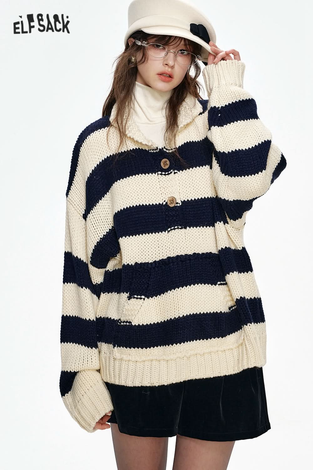 ELFSACK Christmas Year Button Lapel Red Striped Loose Sweater Women