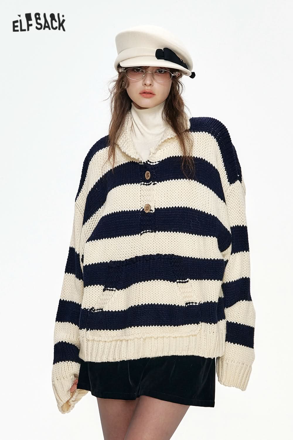 ELFSACK Christmas Year Button Lapel Red Striped Loose Sweater Women